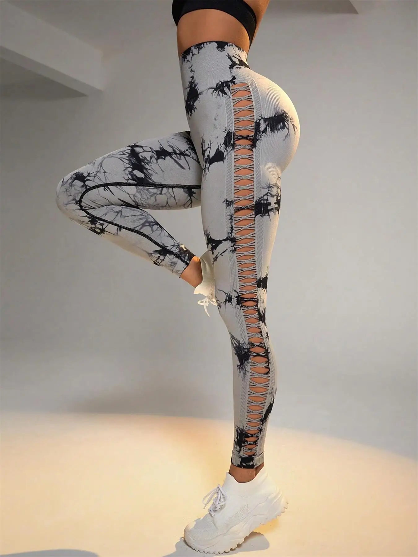 Revolutionary Sculpt & Lift Seamless Leggings